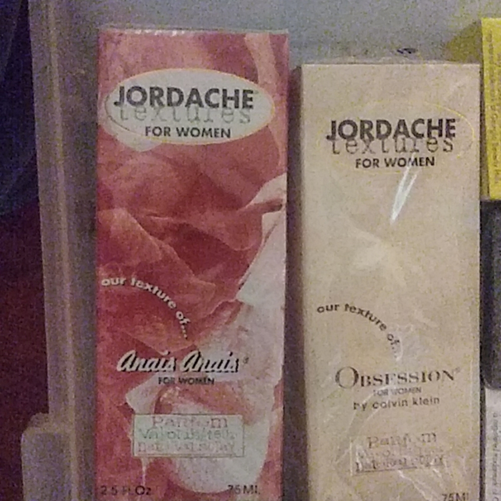 Perfum - Picture 3 of 3